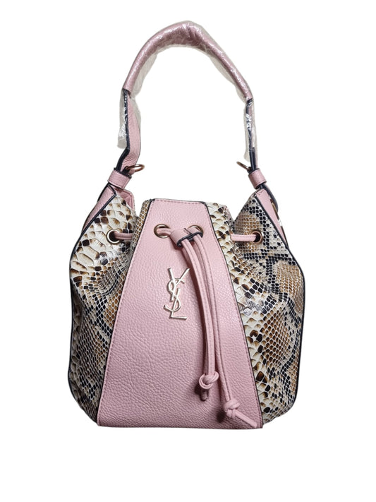 Damen Handtasche trendig & elegant in der Farbe Rosa