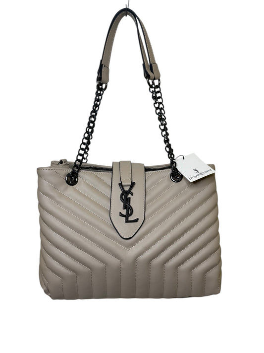 Damen Handtasche trendig & elegant in der Farbe Beige