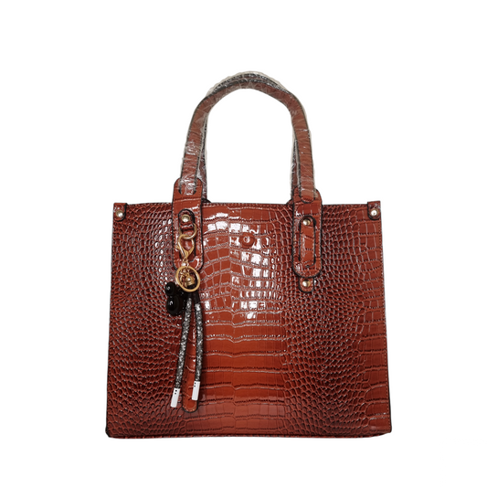 Damen Handtasche trendig & elegant in der Farbe Caramel Lack